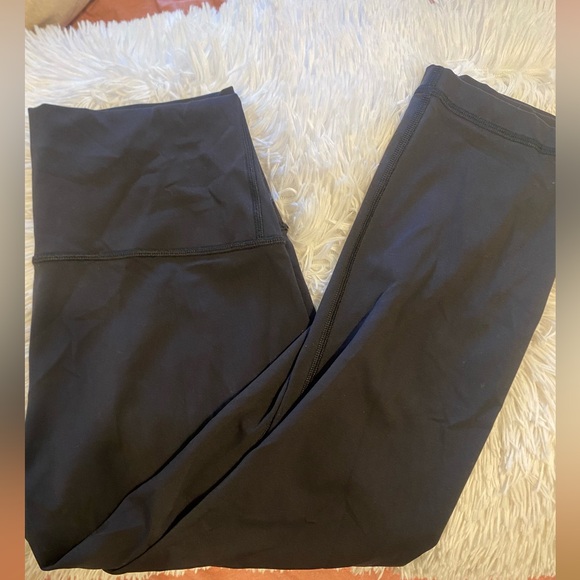 Lululemon yoga pants - Picture 2 of 2
